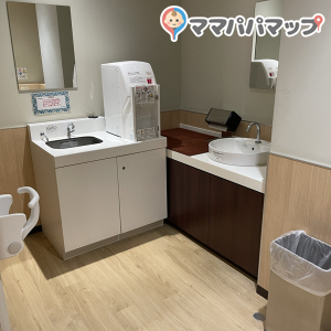 させぼ五番街(3F)の授乳室・オムツ替え台情報 画像2