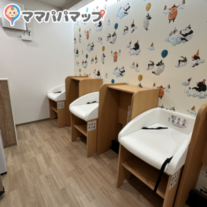 オムツ替え3台