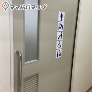 西松屋 三鷹武蔵境通り店(1F)のオムツ替え台情報 画像3