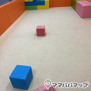 越谷市民活動支援センター(5F)の授乳室・おむつ替え台の写真(1枚目)