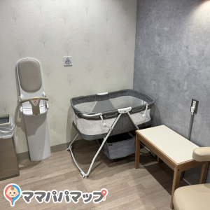 アルパーク西棟(4F)の授乳室・オムツ替え台情報 画像1