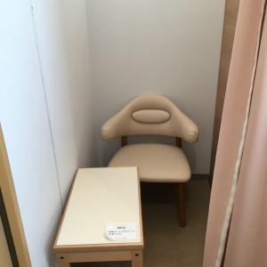 あかし市民図書館(パピオス明石内)(4F)の授乳室・オムツ替え台情報 画像2