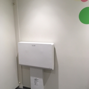 授乳室おむつ交換台