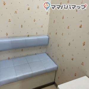 アピタ松阪三雲店(2F)の授乳室・オムツ替え台情報 画像1