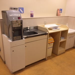 トイザらス・ベビーザらス  蕨店(2階)の授乳室・オムツ替え台情報 画像11