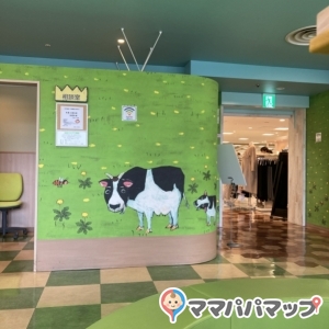 鶴屋百貨店(本館6階 たんぽぽファーム)の授乳室・おむつ替え台の写真(3枚目)