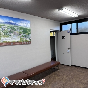 宝物殿前休憩所(1F)の授乳室・オムツ替え台情報 画像2