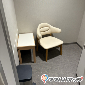 1F出発ロビー横ミニストップ前(1F)の授乳室・オムツ替え台情報 画像1