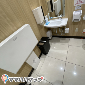 スーパーアルプス大和田店のオムツ替え台情報 画像2