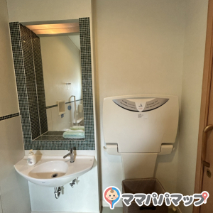 なかおたいクリニックの授乳室・おむつ替え台の写真(3枚目)