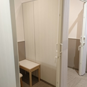 授乳室左手(2室)