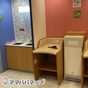 ビナウォーク5番街「ビナチッチ」(1F)の授乳室・オムツ替え台情報 画像4