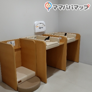 中野区役所(1F)の授乳室・おむつ替え台の写真(1枚目)