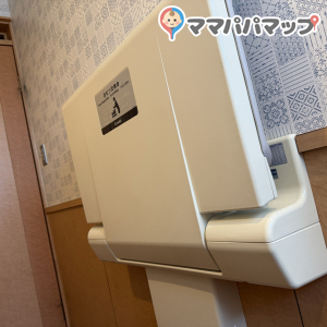 レストランアマンドの授乳室・おむつ替え台の写真(1枚目)