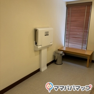 パウダールーム