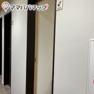 展望レトロ喫茶 桃山館の授乳室・オムツ替え台情報 画像2