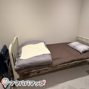 川口総合文化センターリリア1F(1F)の授乳室・おむつ替え台の写真(1枚目)
