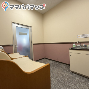 バースデイ久留米櫛原店の授乳室・オムツ替え台情報 画像1