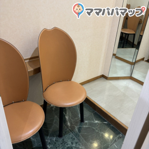 IDC大塚家具 新宿ショールーム(5F)の授乳室・おむつ替え台の写真(3枚目)