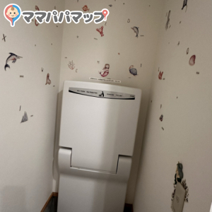 お手洗いのおむつ交換台