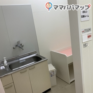 西松屋 羽生店の授乳室・オムツ替え台情報 画像2