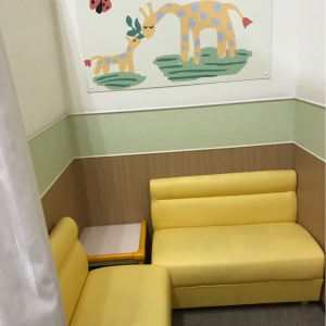 イオン高知店(2F)の授乳室・おむつ替え台の写真(3枚目)