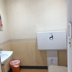 ジョーシン鶴見店(1F)の授乳室・オムツ替え台情報 画像2