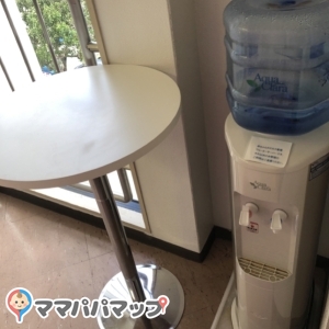 お湯と水の出るウォーターサーバー