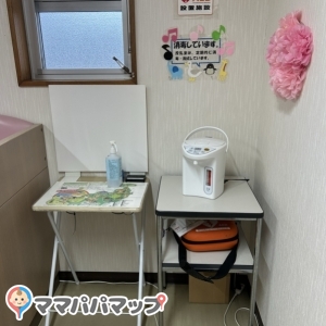 とくしま動物園(正面入口を入ってすぐ右側、管理事務所1階)の授乳室・オムツ替え台情報 画像4