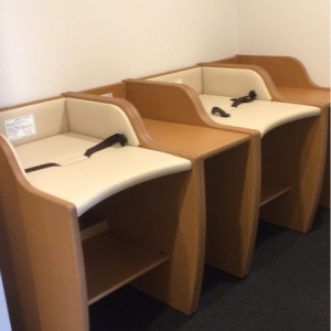 周南市立徳山駅前図書館(2F)の授乳室・オムツ替え台情報 画像9