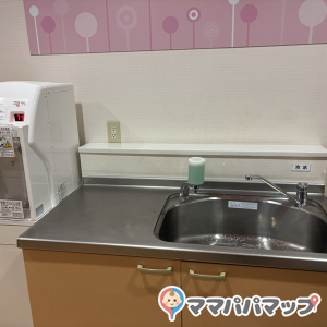 モラージュ菖蒲(1階 マツモトキヨシ裏)の授乳室・オムツ替え台情報 画像2