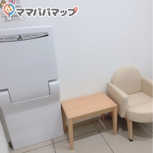 Trial 三田店の授乳室 オムツ替え台情報