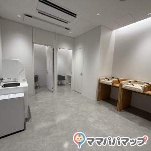 文化創造図書館KADOMADOの授乳室・オムツ替え台情報 画像1
