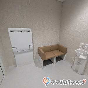 安中市役所(1F)の授乳室・おむつ替え台の写真(1枚目)