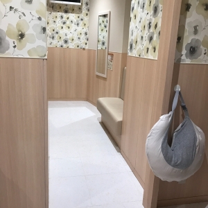 授乳室の扉の中です