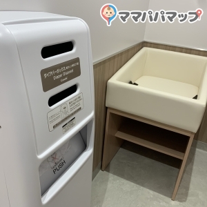 2階女性トイレ(男性トイレにもあります)