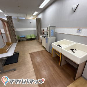 イオン明石3番街(3F赤ちゃん休憩室)の授乳室・オムツ替え台情報 画像1