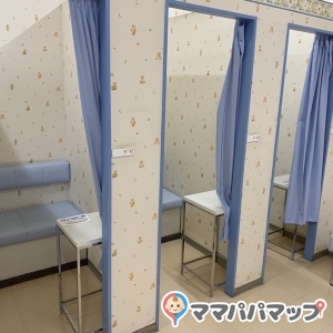 アピタ松阪三雲店(2F)の授乳室・オムツ替え台情報 画像8