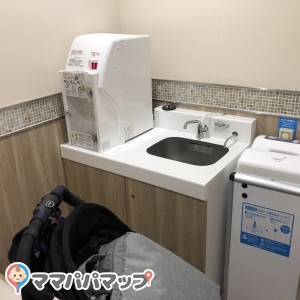 セントラルパーク(B1F)の授乳室・オムツ替え台情報 画像4