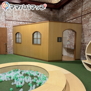 S BRICK 旧鐘紡工場跡赤レンガ倉庫(1F)の授乳室・オムツ替え台情報 画像5