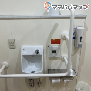 エディオン アウトレット筑紫野店(2F)の授乳室・オムツ替え台情報 画像1