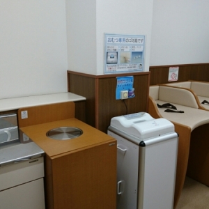スーパービバホーム  津白塚店(1F)の授乳室・オムツ替え台情報 画像1