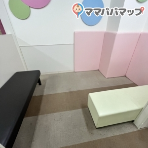 イオンモール鈴鹿(2階 赤ちゃん休憩室)の授乳室・オムツ替え台情報 画像10