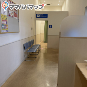 トイザらス・ベビーザらス　札幌店(2F)の授乳室・オムツ替え台情報 画像5