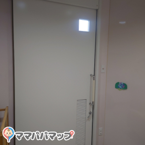 みやざきアートセンター(3F)の授乳室・オムツ替え台情報 画像1