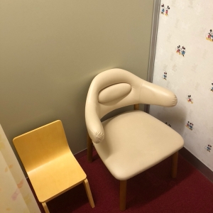 授乳室内