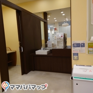 みなとみらい東急スクエア(4F)の授乳室・オムツ替え台情報 画像2