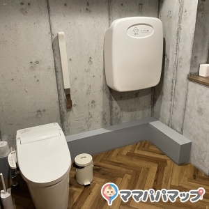 炭火焼肉ナカフジ 登戸(3F)のオムツ替え台情報 画像1