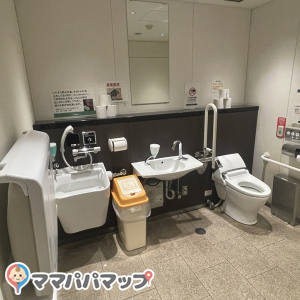 中野セントラルパーク　サウス(1階)(1F)の授乳室・おむつ替え台の写真(1枚目)