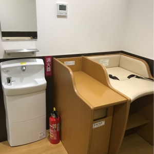 おむつ交換台